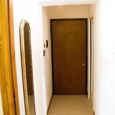 Apartment A Due Passi Dal Duomo Sinistra *